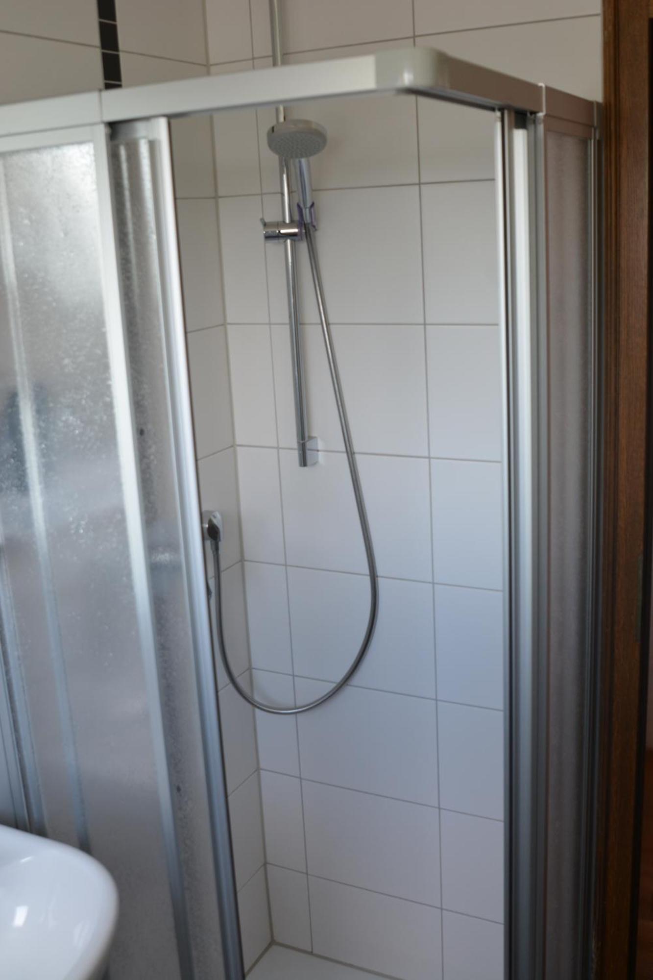 Hotel-Gasthof Zur Rose Weißenhorn 객실 사진
