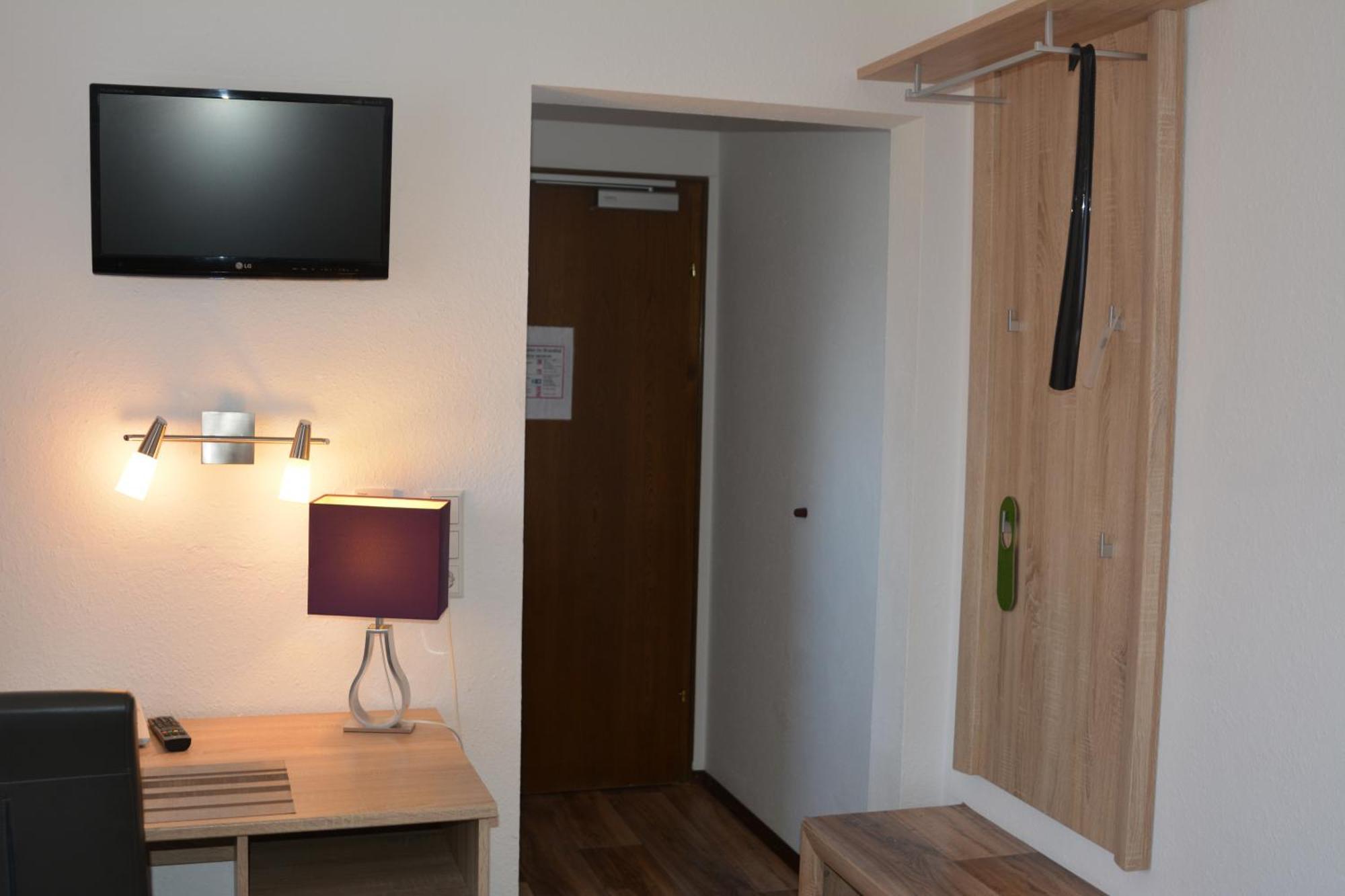 Hotel-Gasthof Zur Rose Weißenhorn 객실 사진