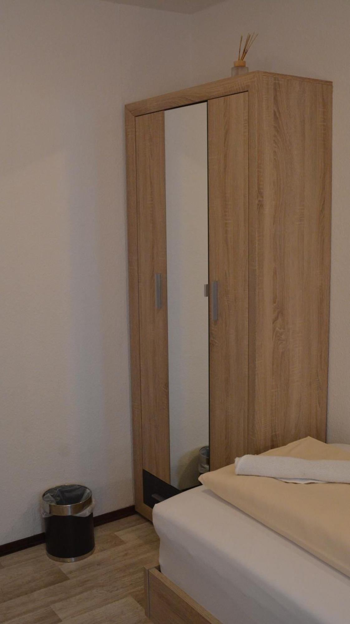 Hotel-Gasthof Zur Rose Weißenhorn 객실 사진